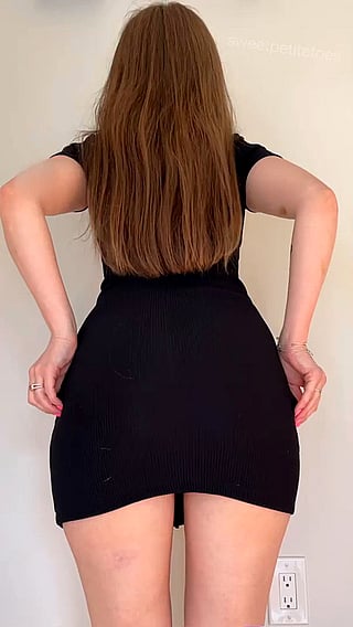 Naughty No-Panties Secret Revealed: A Seductive Upskirt Adventure'