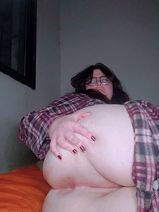 Hot Pussy Selfies: Which One Makes You Throb - 1 or 2? | Sep-Puku's Juicy Gallery'