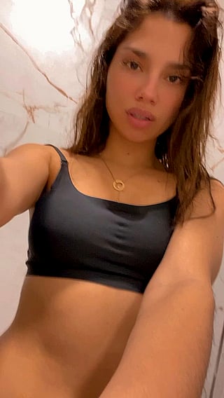 Hot Amateur Pussy Rating - CataGarcia's Juicy Reveal'