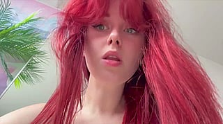 Dreaynieas' Juicy Delight: A Tight, Shaved Treat Awaits'