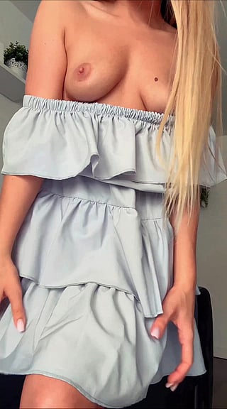 Dive Into The Ultimate Fantasy With mideastroseVIP's Cute Pussy Adventure'