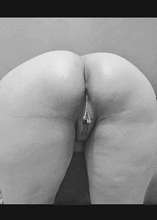 Juicy Pussy Selfie - Close-Up & Tempting | ModeratFortuneCookie's Delicious Snatch'