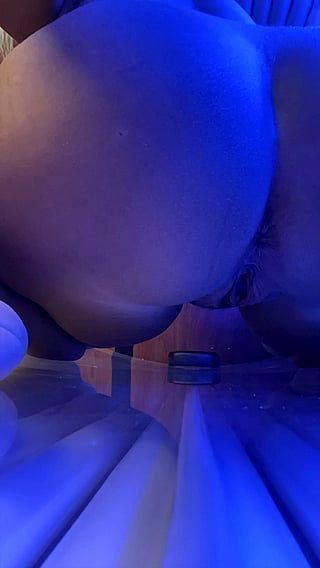Juicy Pussy Flash - SquirtingAutumn's Dripping Wet View'