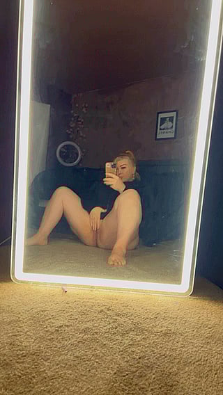 44 & Fuckable: This Milf Pussy Demands Your Hard Cock'