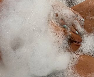 Glistening Pussy Close-Up: A Sparkling Wet Dream'