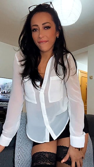 CinnamonAnna's Juicy Back View - Cute Pussy Tease | Amateur OnlyFans Sensation'