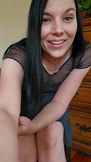 Endless Pleasure: A Goth Beauty's Solo Adventure'