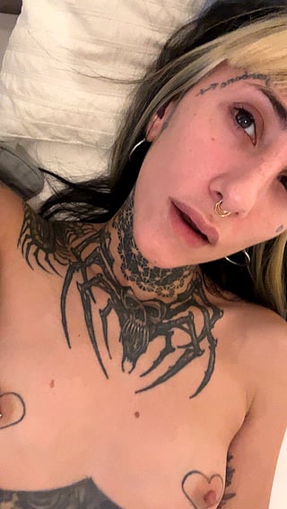 Samantha Teases: Open Wide & Taste the Pleasure'