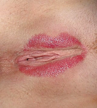 Hot Pussy Selfie with Lipstick - Arousing & Seductive'