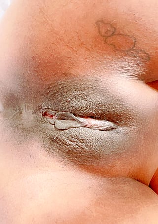 Teasingly Tight: My Pussy Lips Stay Shut Tonight'