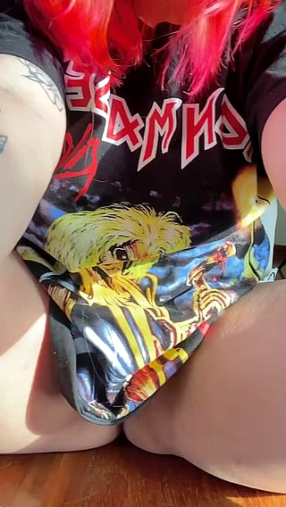 Goth pussy is perfection - A seductive dive into dark desires'