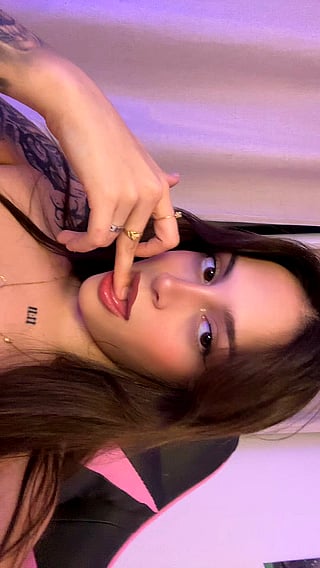 Dive Into the Delight of Key-Dragonfly937's Innie Pussy - A Visual Feast'
