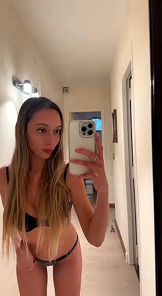 Smokin' Hot 18yo Latina Tease - Blonde Bombshell BellaXrea Shows Off Her Tight Pussy'